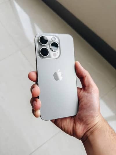 Apple iPhone 15 Pro