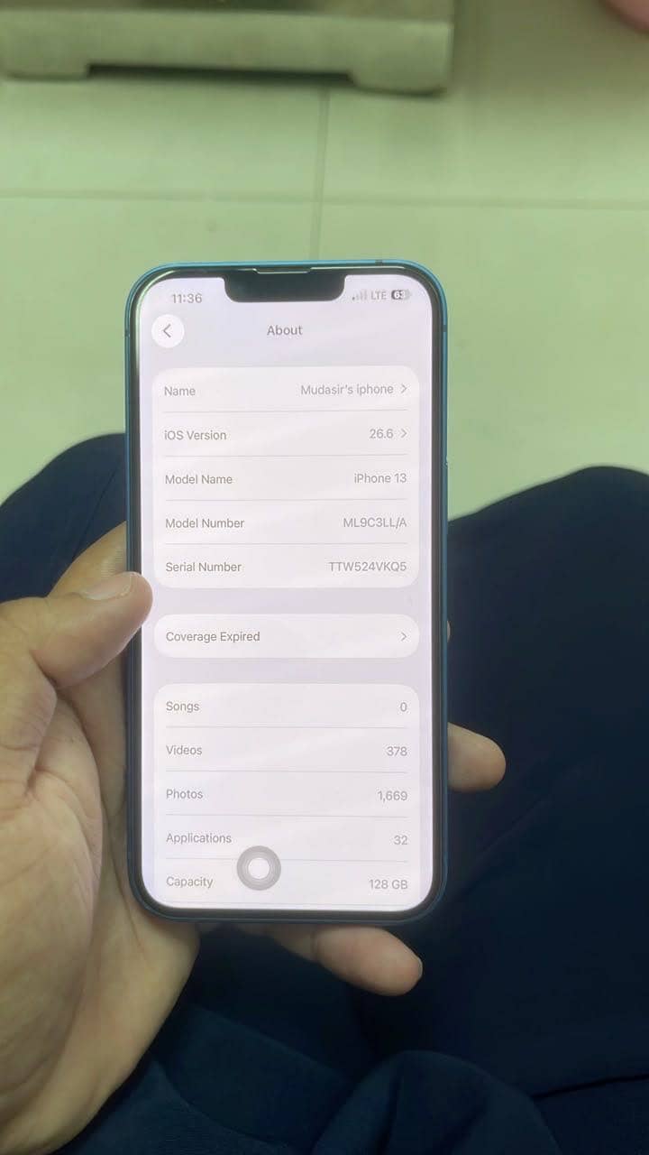 Apple iPhone 13 2