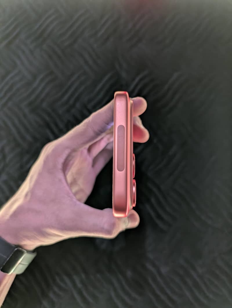 Apple iPhone 17 Pro Max 3