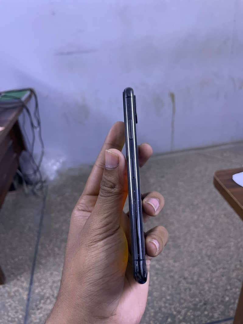 Apple iPhone X 1
