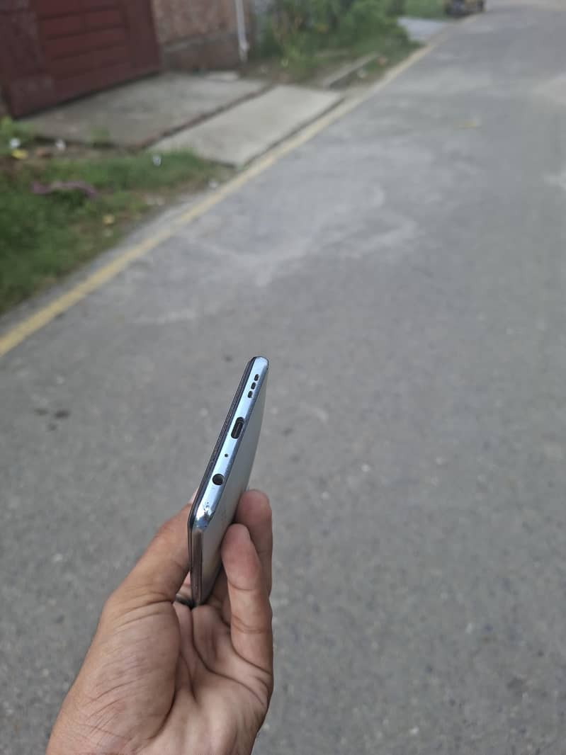 OPPO Reno 3