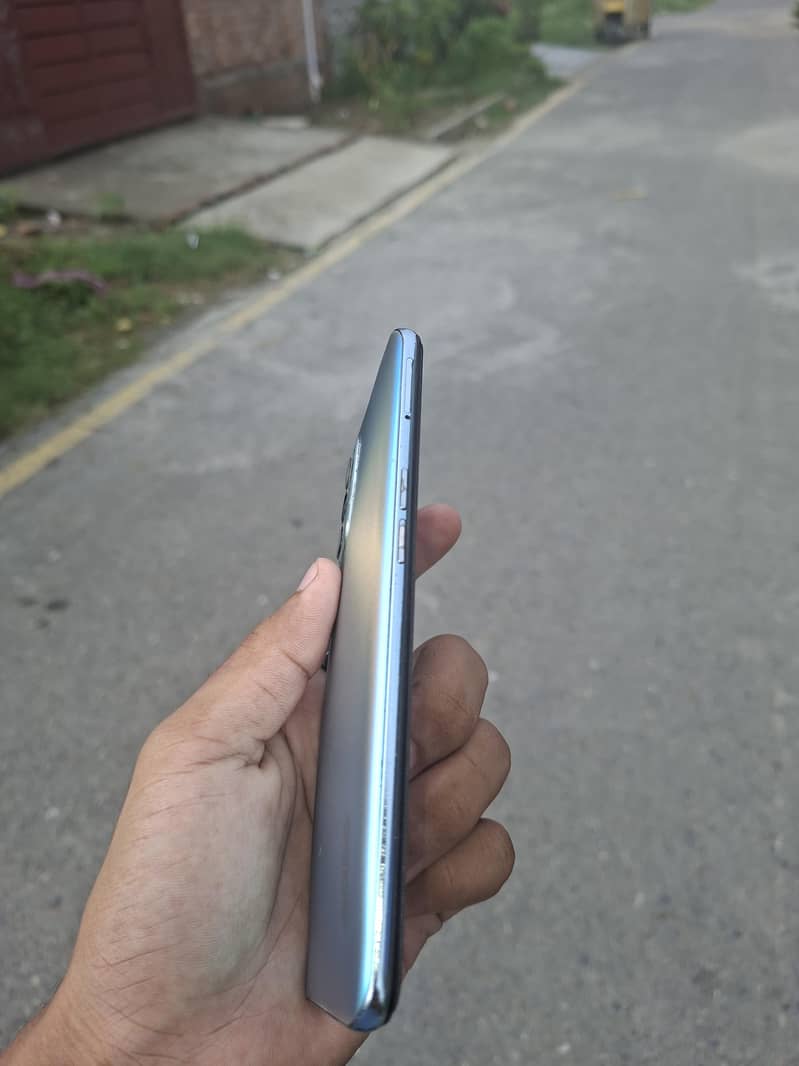 OPPO Reno 4