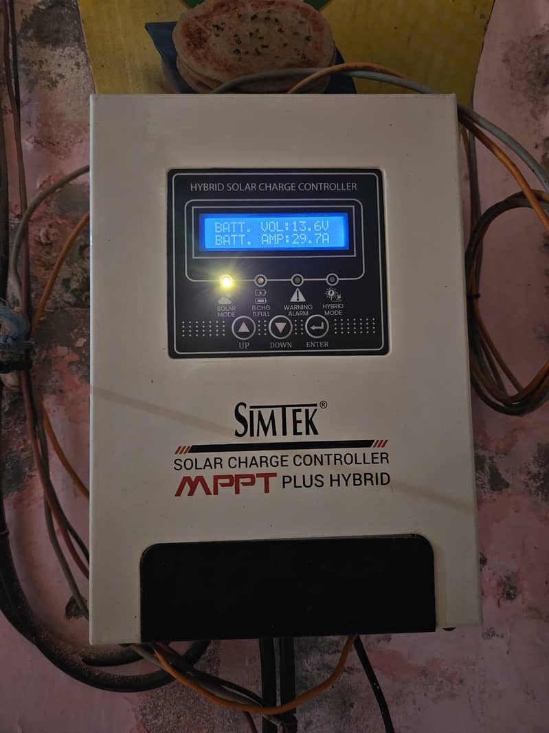 70 A simtek mppt charge controller 3
