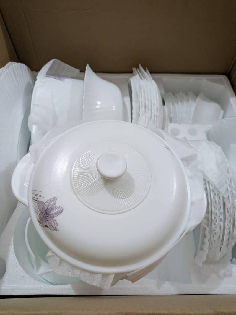 Dinner set 1