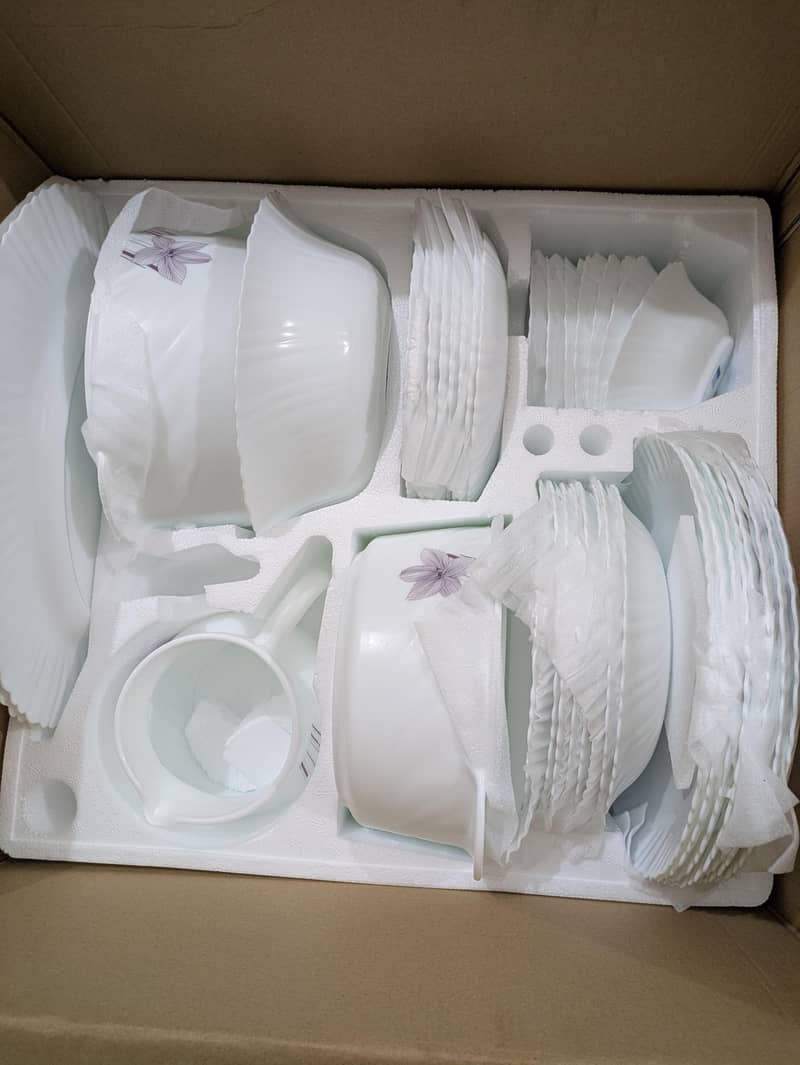 Dinner set 7