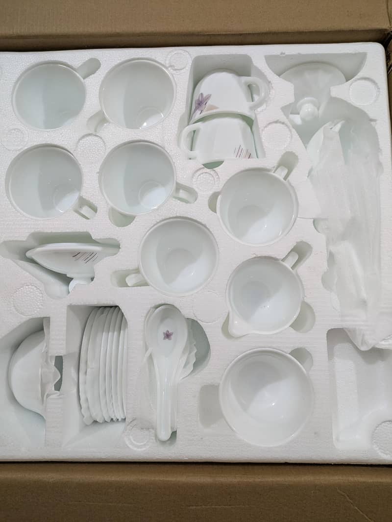 Dinner set 8
