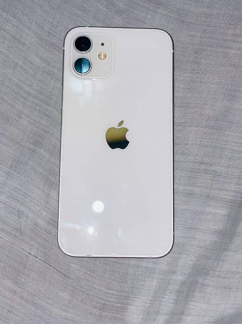 Apple iPhone 12 10