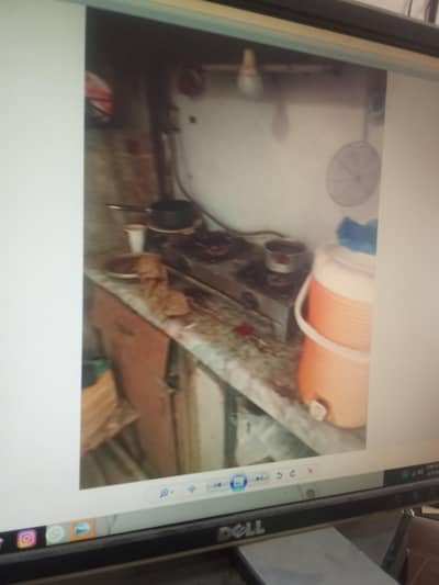 pechs block 2 2 rooms for 2 single man coman bath for both kitchen furnished