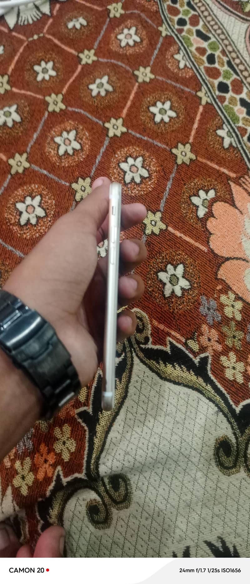 Apple iPhone 7 2