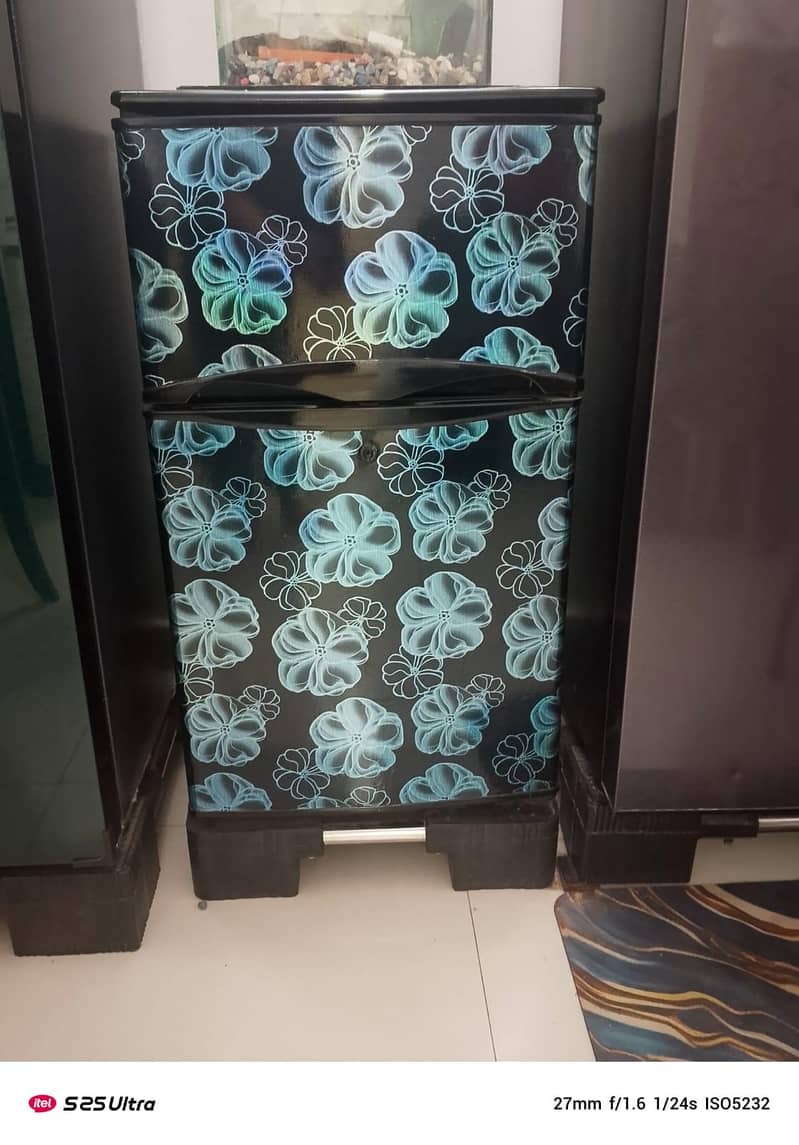 small refrigerator 0