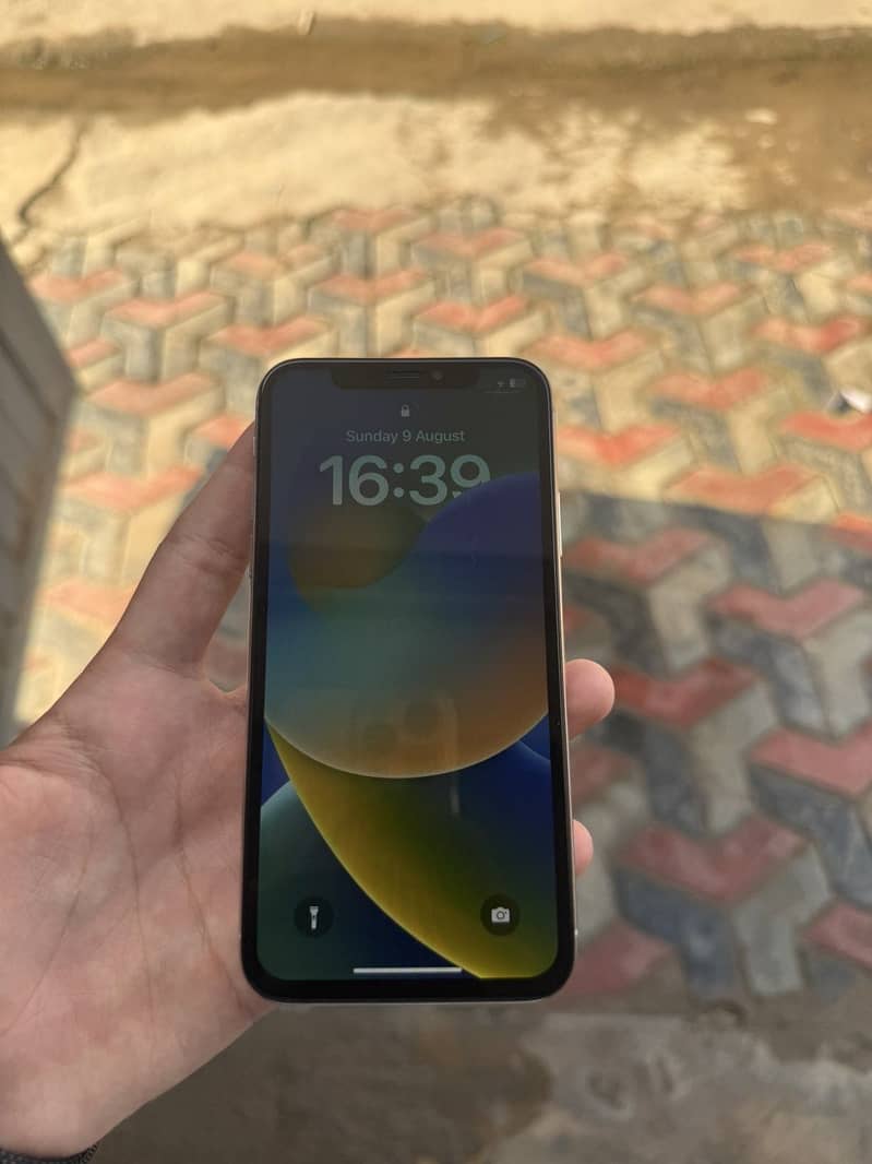 Apple iPhone X 2