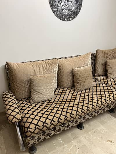 L-Shaped Sofa Set Imported from Dubai – Well Maintained (Negotiable)