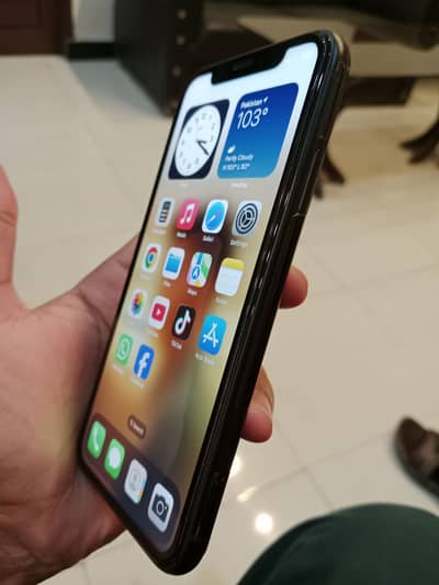 Apple iPhone XR Official PTA approved