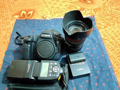Canon EOS 6D + 24-105mm Lens + Flash + Octabox – 10/10 Condition