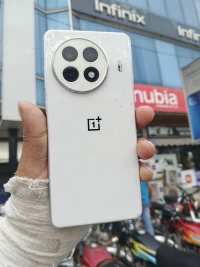 One Plus Ace 5 Pro