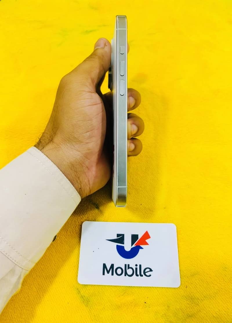 iPhone 15 pro 2