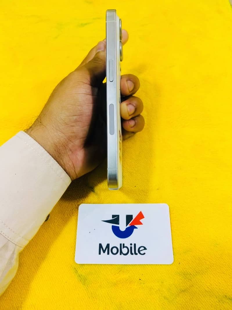 iPhone 15 pro 5