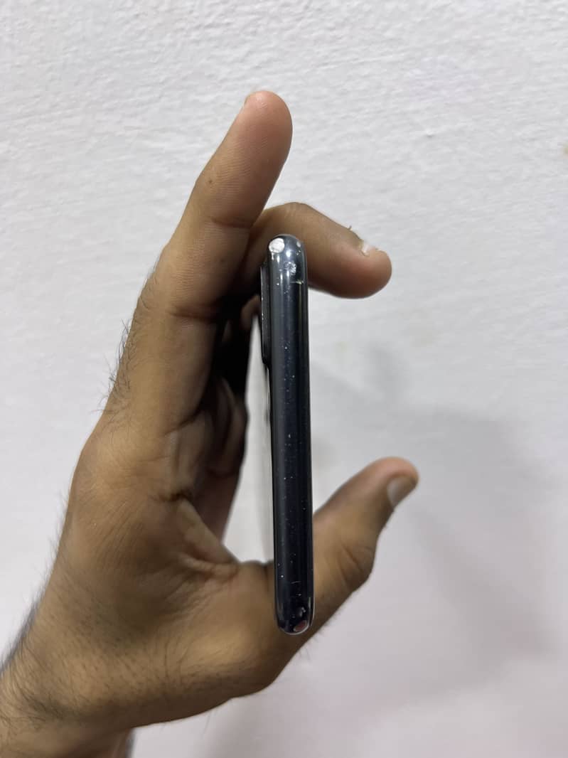 iPhone 7 plus pta 2