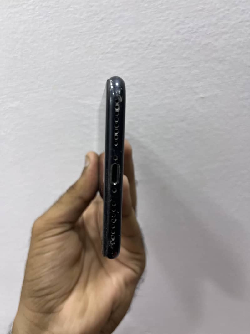 iPhone 7 plus pta 4