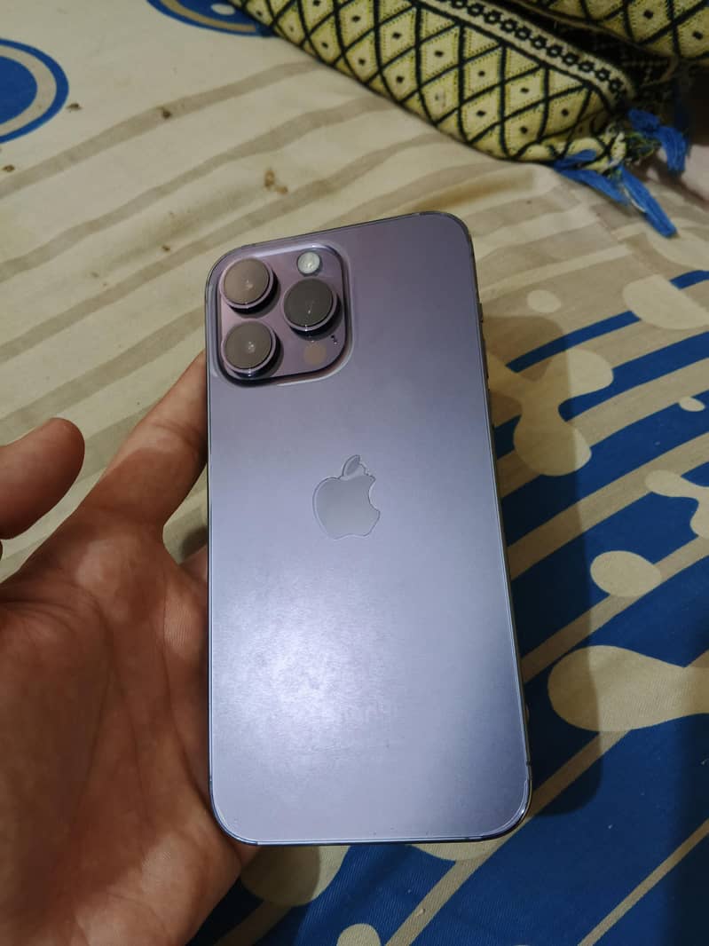 Apple iPhone 14 Pro Max 2
