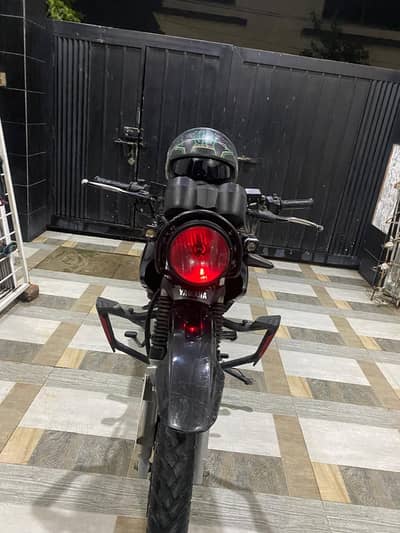 YBR 125 G