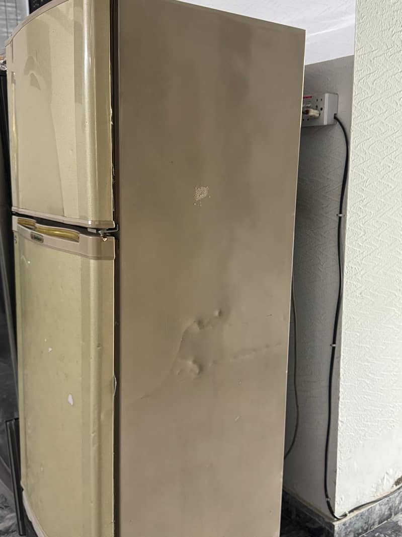 dawlance  fridge 1