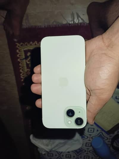 Apple iPhone 15