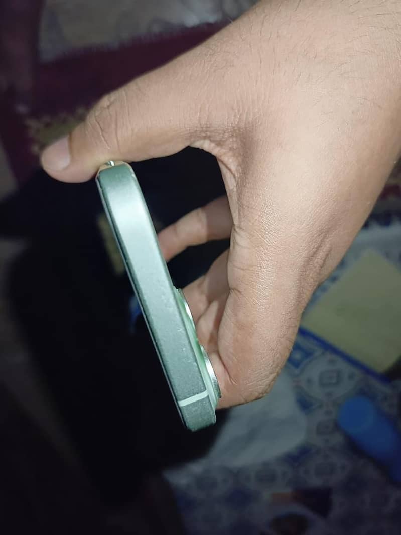 Apple iPhone 15 price can be reduce 1