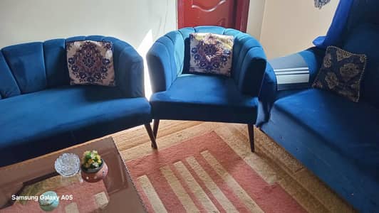 4 seater sofa with table