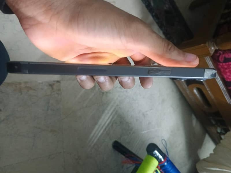 Apple iPhone 12 Pro Max 4