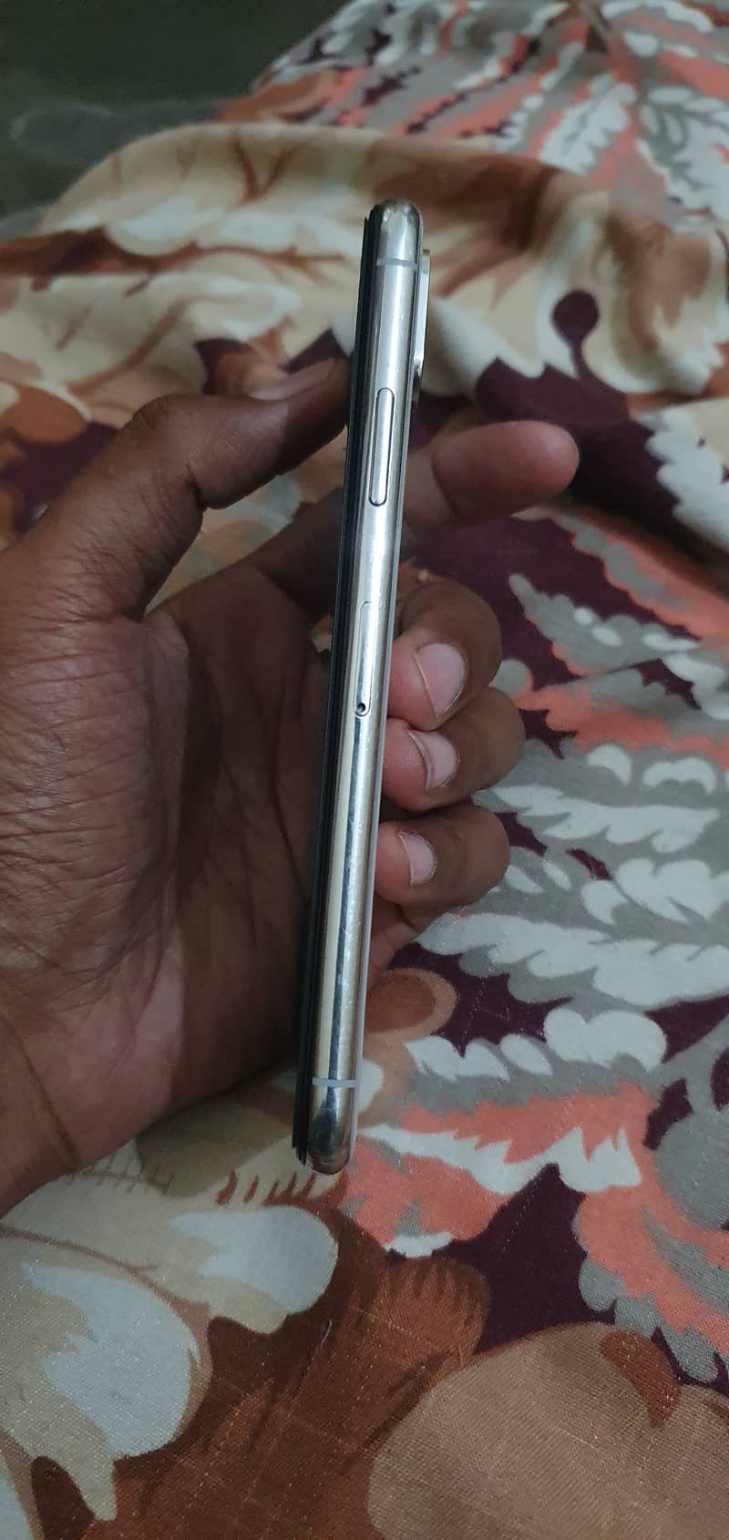 Apple iPhone XS 6
