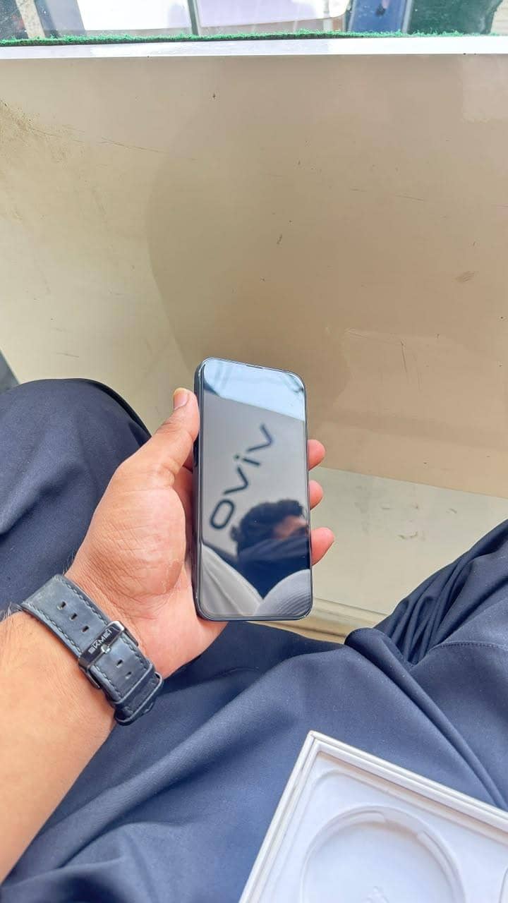 Apple iPhone 13 5