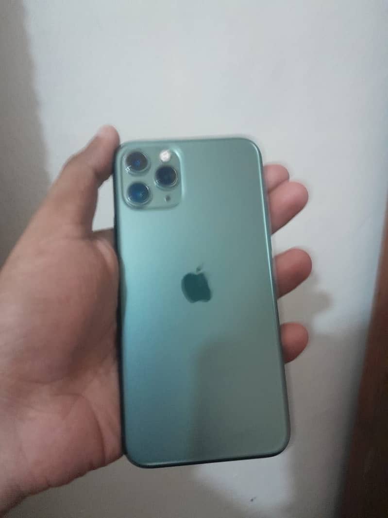Apple iPhone 11 Pro 2