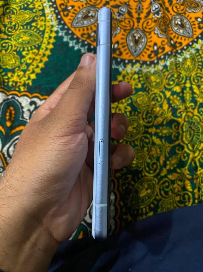 Google Pixel 7a 2