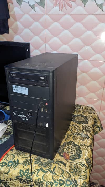 Gaming PC core i3 7 gen, Rx 580 gpu