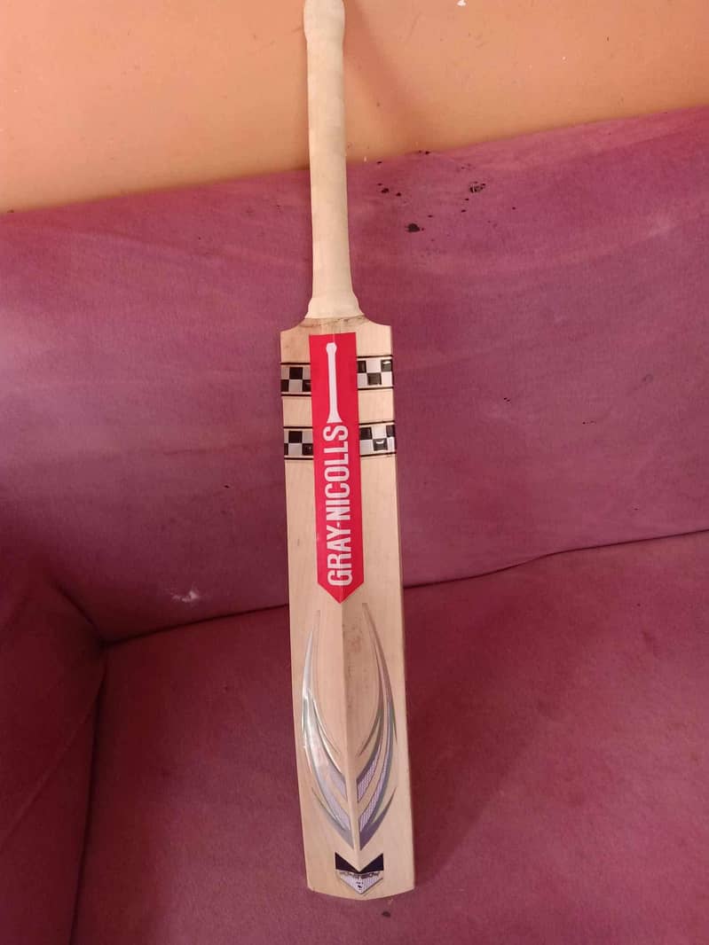Gray niccols bat 1