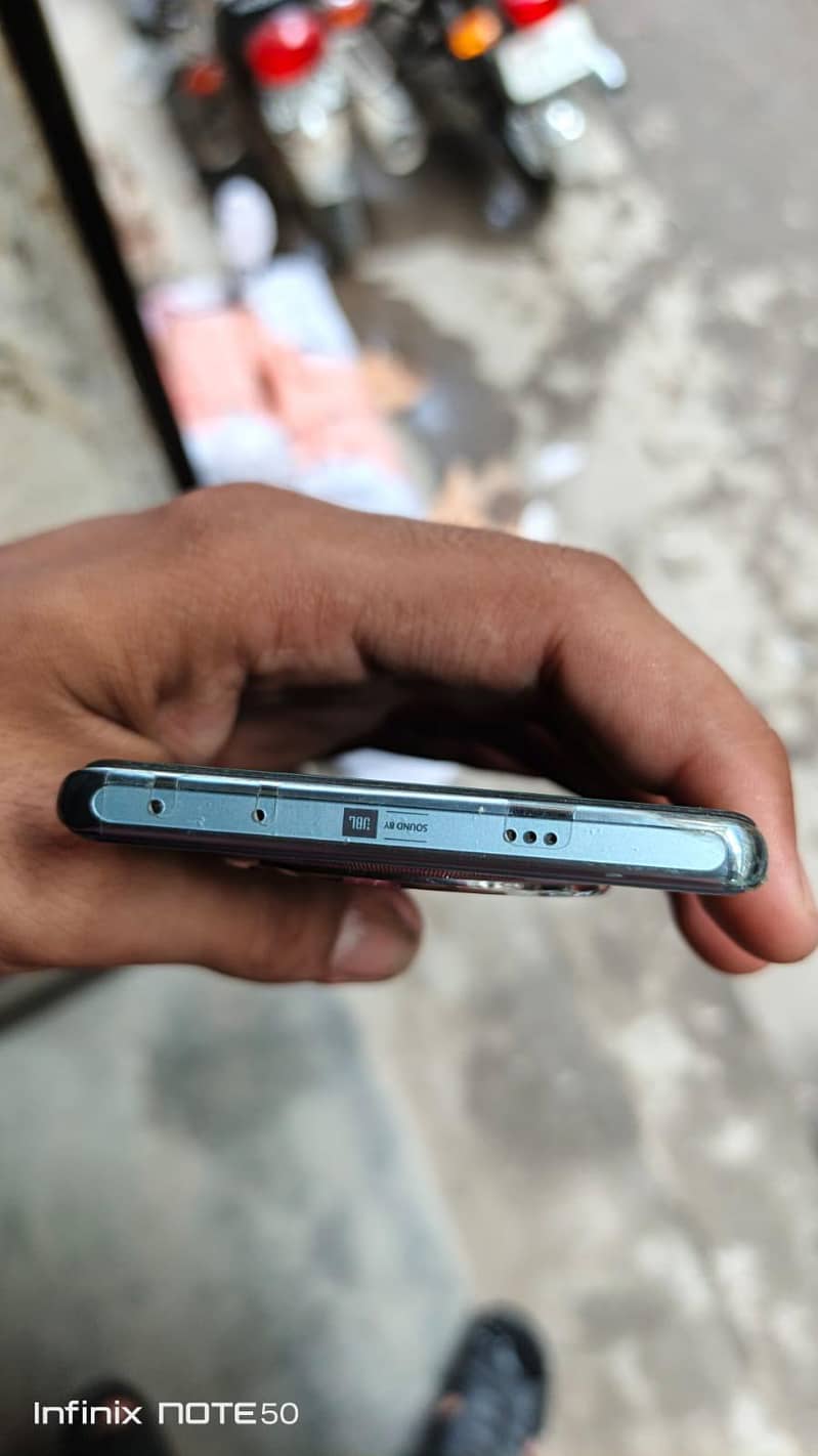 Infinix Zero 40 5