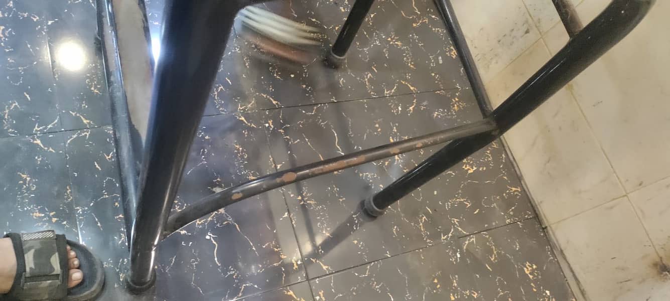 Chair 4