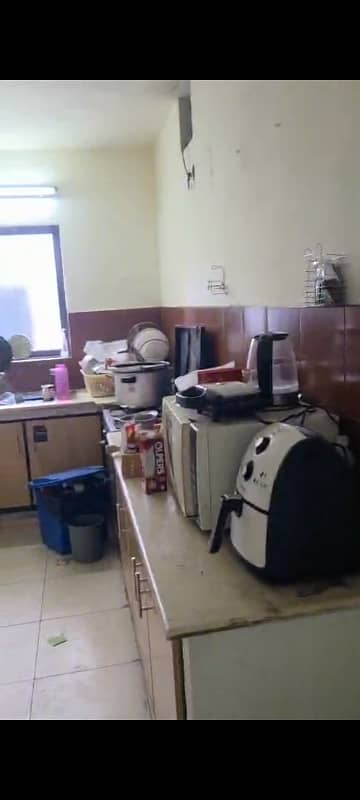 2 KANAL HOUSE AT MAIN BOULEVARD GULBERG SUPER HOT LOCATION