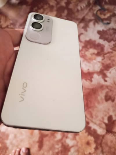 Vivo Y19s