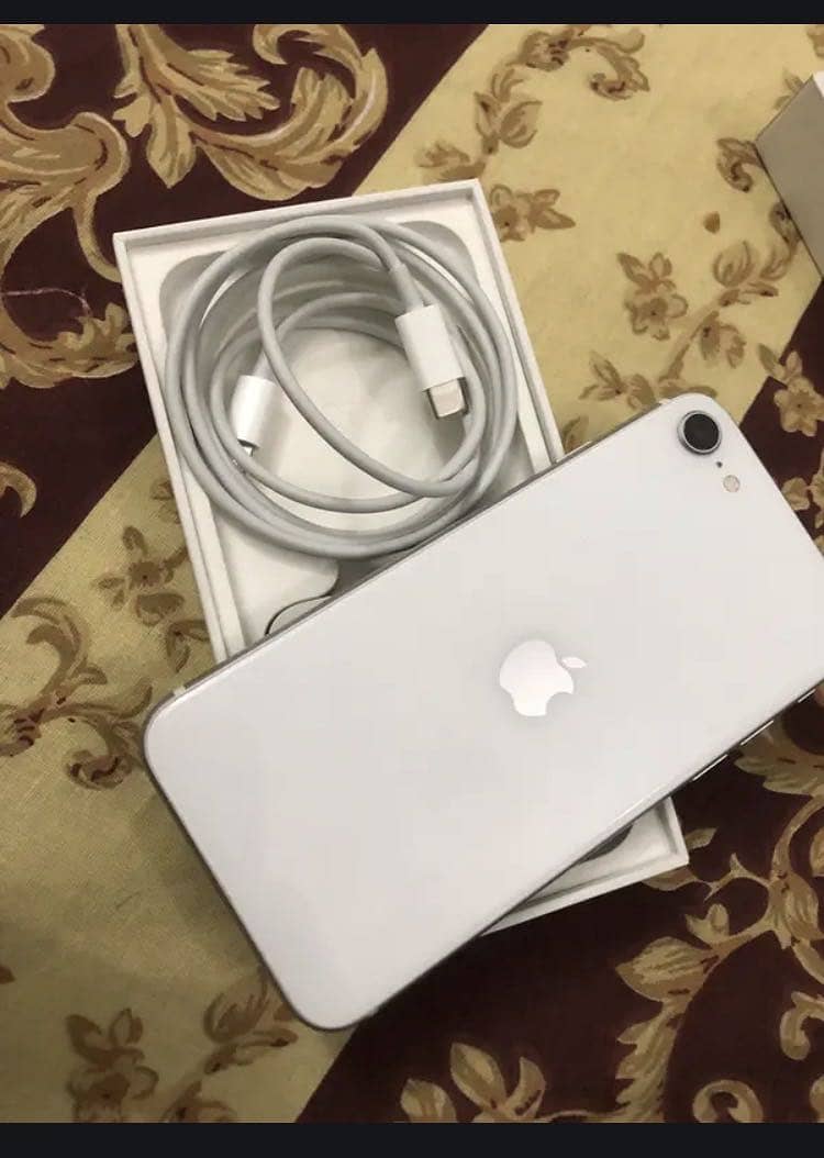 Apple iPhone SE 6