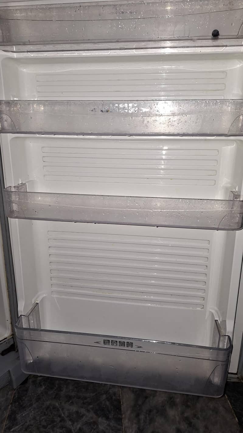 Dawlance Fridge 10