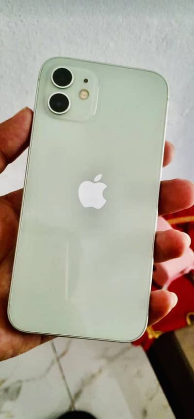 Apple iPhone 12