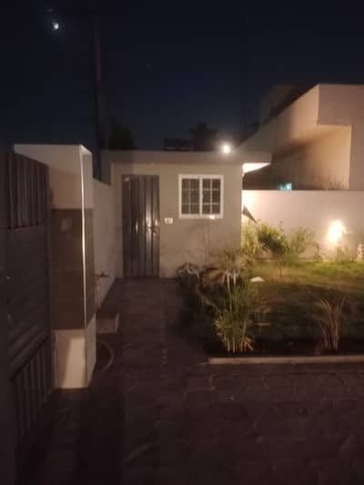1 kinal double story house for rent in jubilee town 150 fot road
