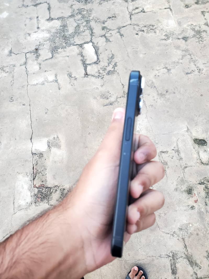 Apple iPhone 15 1