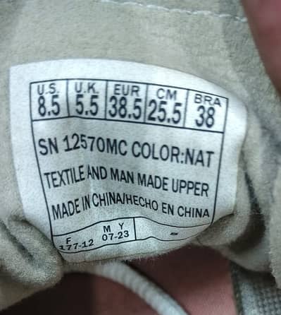 Original Skechers Running Shoes – US 8.5 / UK 5.5 – Excellent Conditio