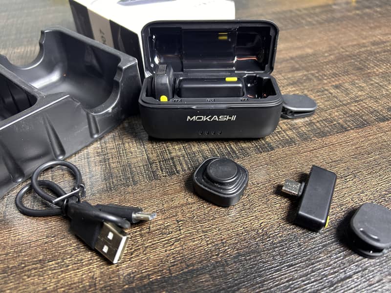 Wireless microphones 1