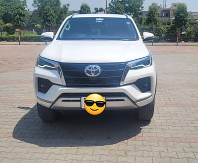Toyota Fortuner V 2021
