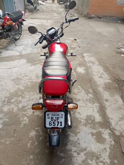 Honda CD 70 2022