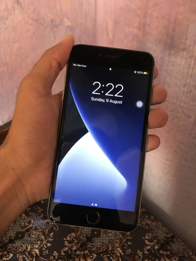 Apple iPhone 6S Plus 1